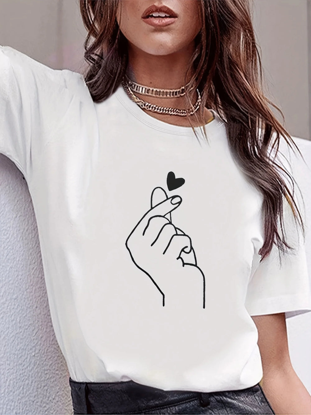 Cute hand heart T-Shirt